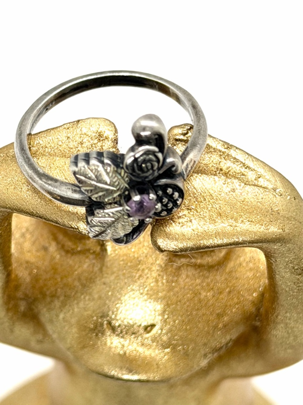 Sterling Silver & Black Hills Gold Plated Floral Leaf Ring with Purple Stone - Picture 3 of 6
